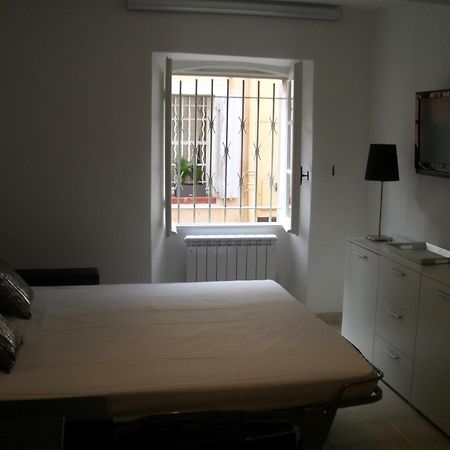 Appartement 3 Studios Centre Ville Saint Tropez Avec Parking Exteriör bild